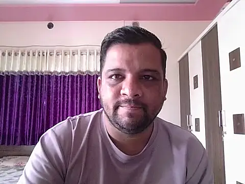Snapshot of dhruv_love chatting on 10-27-25, 04:05 dhruv love online show from 10-27-25, 04:05