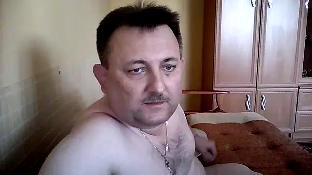 Novy73 online show from 10-19-25, 01:56