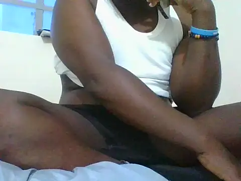 Snapshot of honeyswit chatting on 07-01-26, 03:45 honeyswit online show from 07-01-26, 03:45