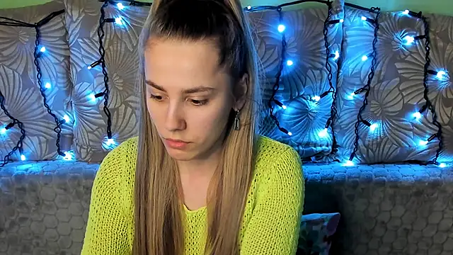 MaggieCake online show from 01-28-25, 01:50