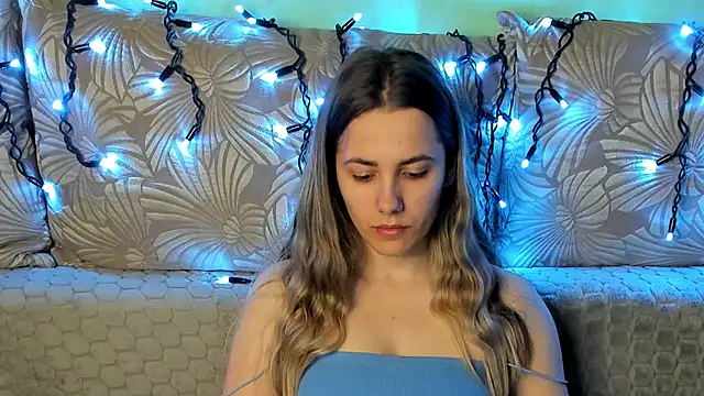 MaggieCake online show from 01-12-26, 03:45