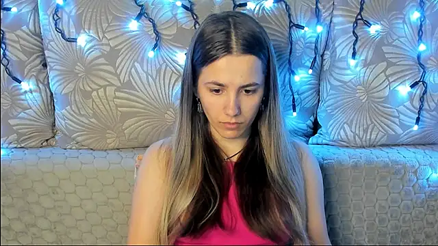 MaggieCake online show from 06-01-26, 03:08