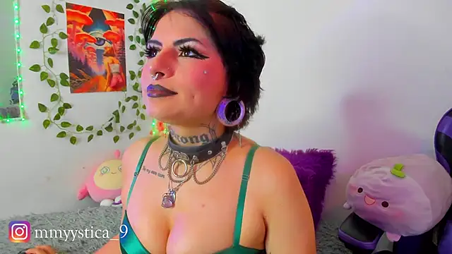 Rainnbow  online show from 03-11-26, 07:36