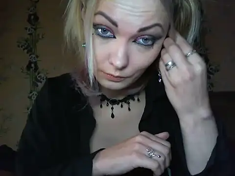 WildMissNiks online show from 06-02-26, 06:26