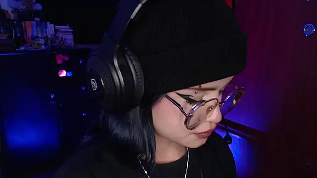 Raventh  online show from 12-17-25, 02:06