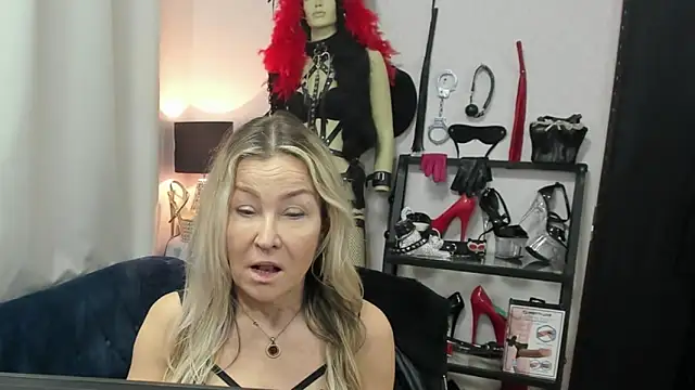 crystaLUX online show from 04-21-26, 04:19