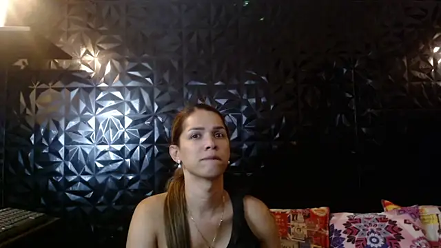 PINK  LOLA1 online show from 04-12-26, 12:26