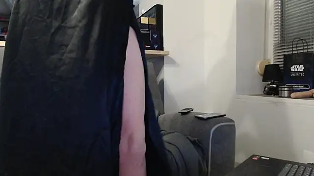 missthon0 online show from 12-21-25, 11:28