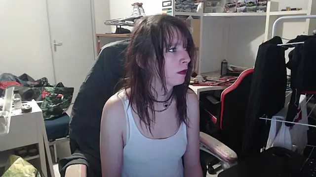 missthon0 online show from 03-02-26, 11:39