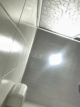 Snapshot of KallyMyller1 chatting on 03-10-25, 10:24 KallyMyller1 online show from 03-10-25, 10:24