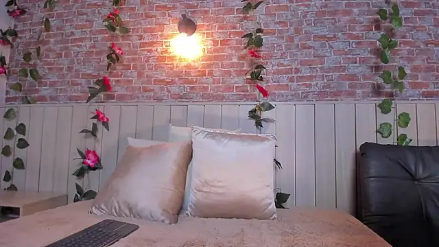 maryevans  online show from 01-14-26, 01:06