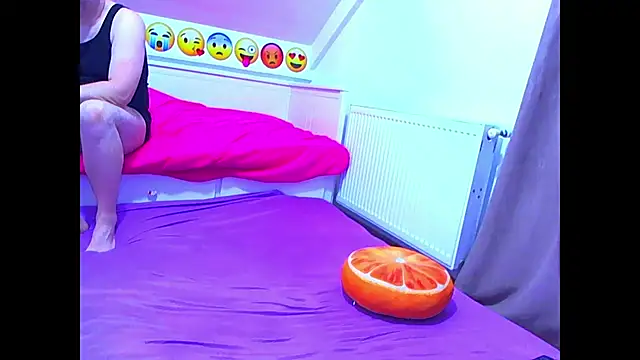 evehotty online show from 02-17-26, 08:04