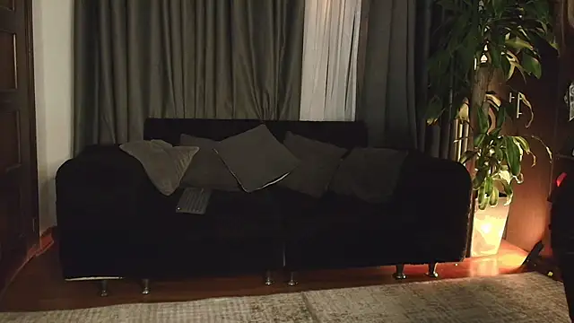 Aliciawonderxx online show from 06-10-26, 12:33