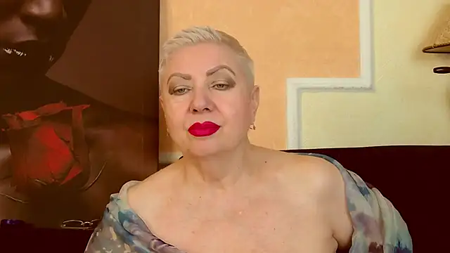 LadyPosh online show from 07-08-26, 08:46