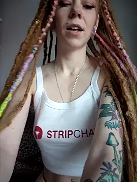 LucidLucy online show from 02-07-26, 01:26