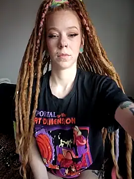 LucidLucy online show from 03-24-26, 12:54