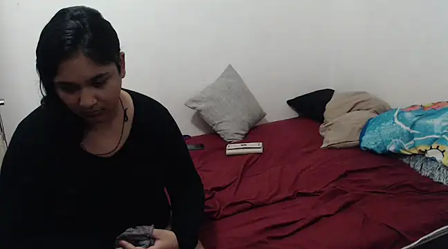 Indianbloom- online show from 02-01-25, 05:16