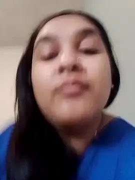 Indianbloom- online show from 10-31-25, 01:56