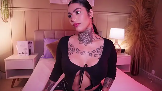 curvyliciousss online show from 07-06-26, 05:48