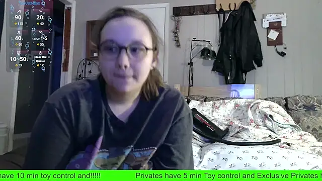 Snapshot of ZeTurtleMaster chatting on 09-25-25, 12:03 ZeTurtleMaster online show from 09-25-25, 12:03