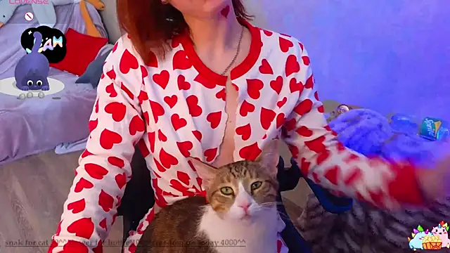 Snapshot of DanaMartina chatting on 02-09-25, 09:47 DanaMartina online show from 02-09-25, 09:47