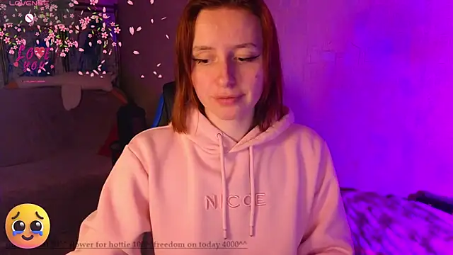 Snapshot of DanaMartina chatting on 02-23-25, 05:29 DanaMartina online show from 02-23-25, 05:29