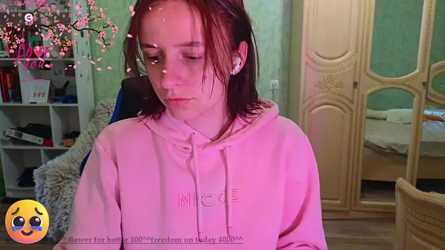 Snapshot of DanaMartina chatting on 02-26-25, 08:37 DanaMartina online show from 02-26-25, 08:37