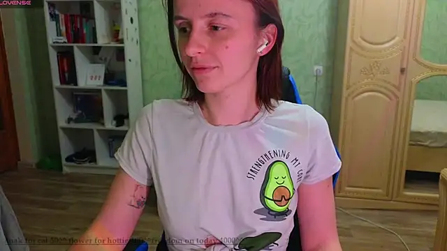 Snapshot of DanaMartina chatting on 03-02-25, 05:25 DanaMartina online show from 03-02-25, 05:25