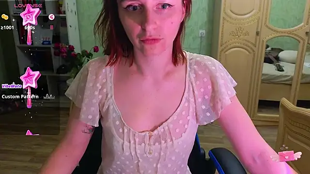 Snapshot of DanaMartina chatting on 03-12-25, 06:55 DanaMartina online show from 03-12-25, 06:55