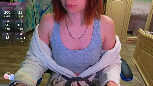 Snapshot of DanaMartina chatting on 09-27-25, 04:17 DanaMartina online show from 09-27-25, 04:17