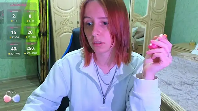 Snapshot of DanaMartina chatting on 09-30-25, 04:23 DanaMartina online show from 09-30-25, 04:23