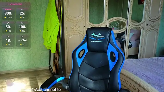 Snapshot of DanaMartina chatting on 10-04-25, 10:57 DanaMartina online show from 10-04-25, 10:57