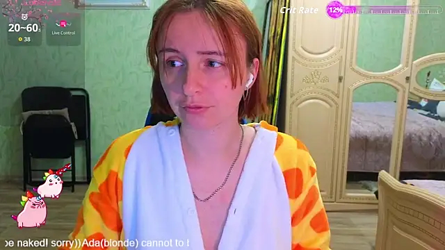 Snapshot of DanaMartina chatting on 10-16-25, 05:19 DanaMartina online show from 10-16-25, 05:19