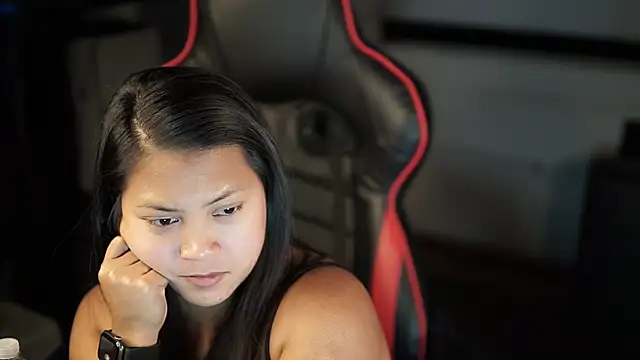 Snapshot of Bubbleliyah chatting on 12-30-24, 10:34 Bubbleliyah online show from 12-30-24, 10:34