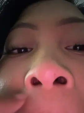 Snapshot of Bubbleliyah chatting on 01-04-25, 02:56 Bubbleliyah online show from 01-04-25, 02:56