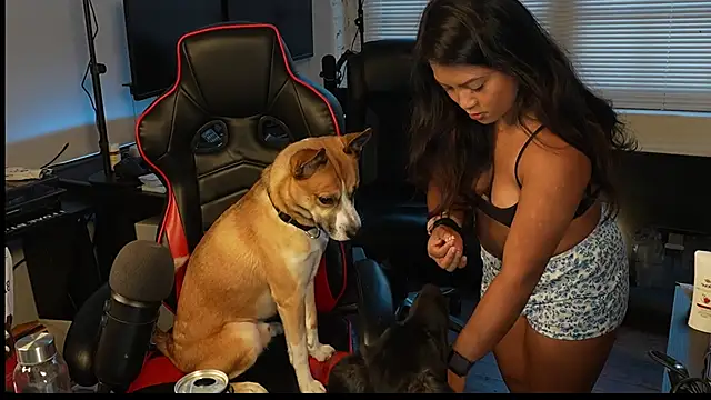 Snapshot of Bubbleliyah chatting on 02-26-25, 10:53 Bubbleliyah online show from 02-26-25, 10:53