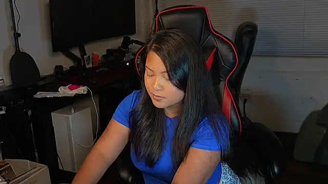 Snapshot of Bubbleliyah chatting on 09-16-25, 03:07 Bubbleliyah online show from 09-16-25, 03:07