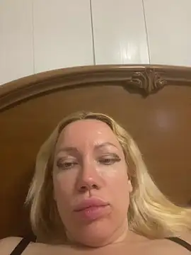 SofiaJoy online show from 05-18-26, 04:35