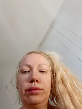 Snapshot of SofiaJoy chatting on 07-26-26, 08:10 SofiaJoy online show from 07-26-26, 08:10