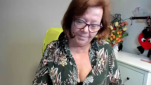 Adelewildx online show from 06-09-26, 02:34