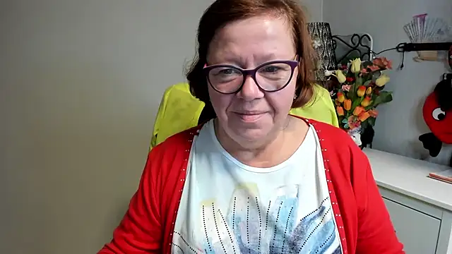 Adelewildx online show from 06-11-26, 03:48