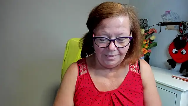 Adelewildx online show from 06-26-26, 01:54