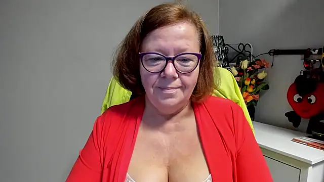 Adelewildx online show from 07-28-26, 03:57