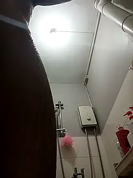 Snapshot of assluv1909 chatting on 11-08-25, 11:14 assluv1909 online show from 11-08-25, 11:14