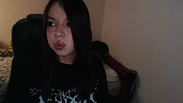 Snapshot of babyakem chatting on 07-11-26, 03:09 babyakem online show from 07-11-26, 03:09