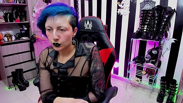 Mistress Yelena online show from 03-06-25, 12:00