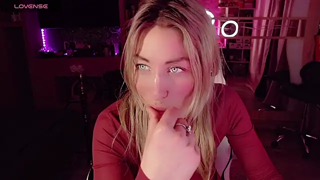 AnnieGOld  online show from 04-20-26, 10:55