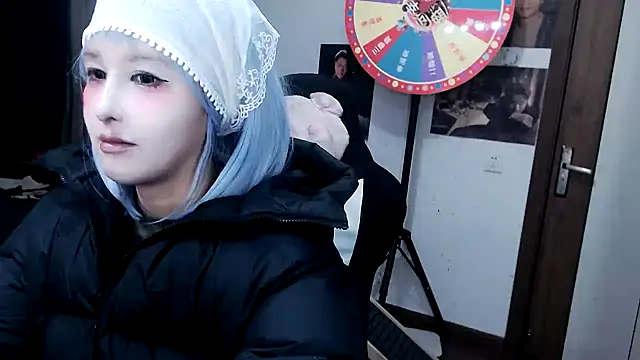 Snapshot of candy_cola chatting on 02-24-25, 01:57 candy cola online show from 02-24-25, 01:57
