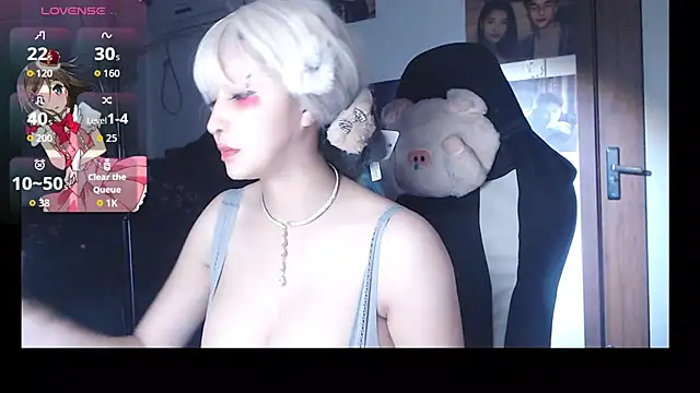 Snapshot of candy_cola chatting on 10-07-25, 01:41 candy cola online show from 10-07-25, 01:41