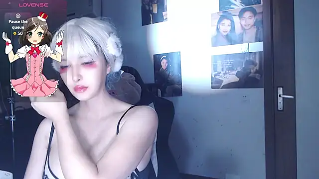 Snapshot of candy_cola chatting on 10-09-25, 04:43 candy cola online show from 10-09-25, 04:43